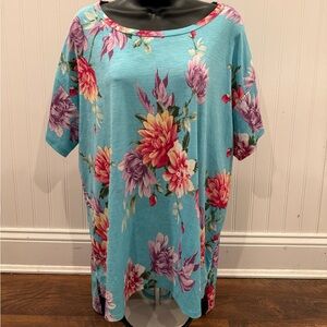 Women’s Floral Top, NWOT, Size Large